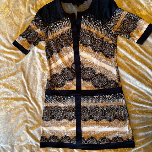 BCBGMaxAzria Blue and White Mini Dress - Picture 4 of 4